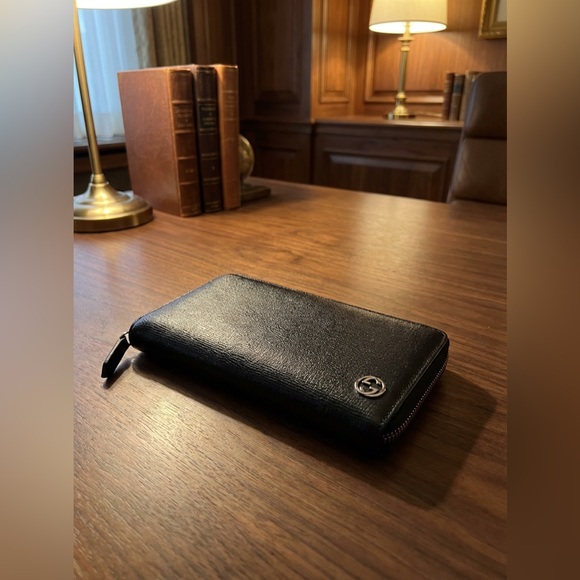 Gucci Handbags - Gucci Interlocking G Logo Leather Continental Long Wallet